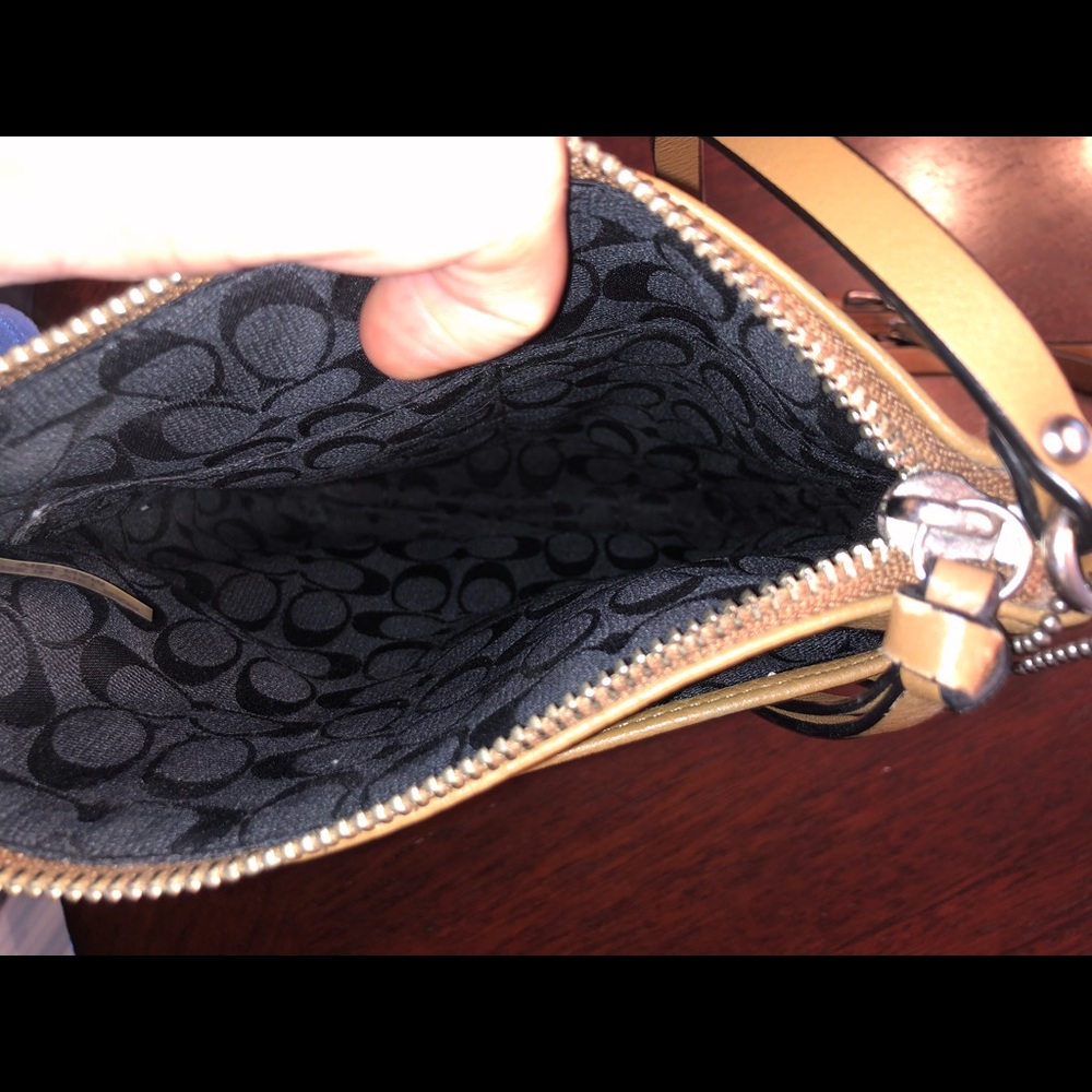 Coach Handbag - Picture 6 of 6